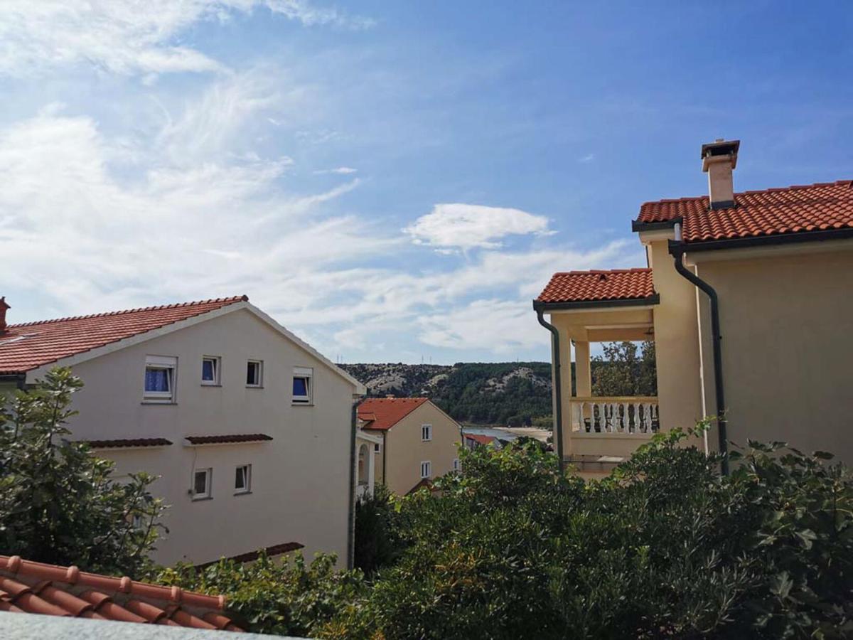 Apartments Miranda Лопар Экстерьер фото
