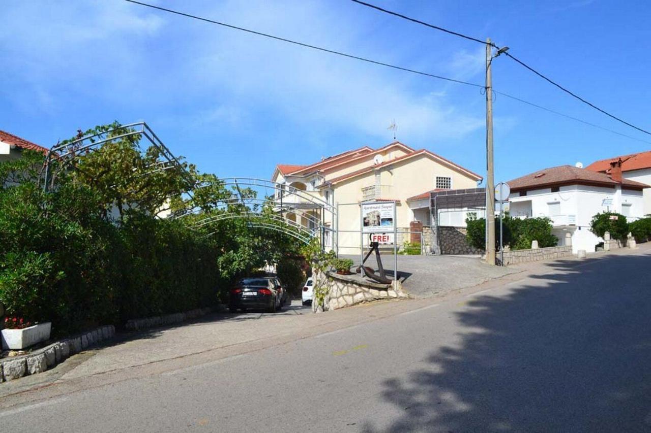 Apartments Miranda Лопар Экстерьер фото