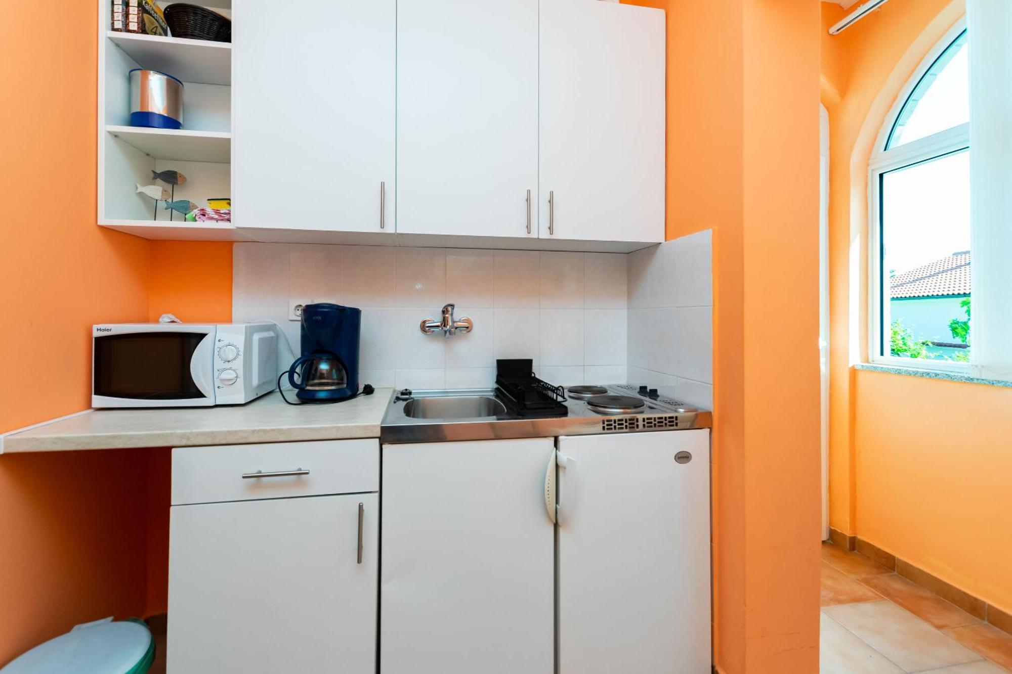 Apartments Miranda Лопар Экстерьер фото