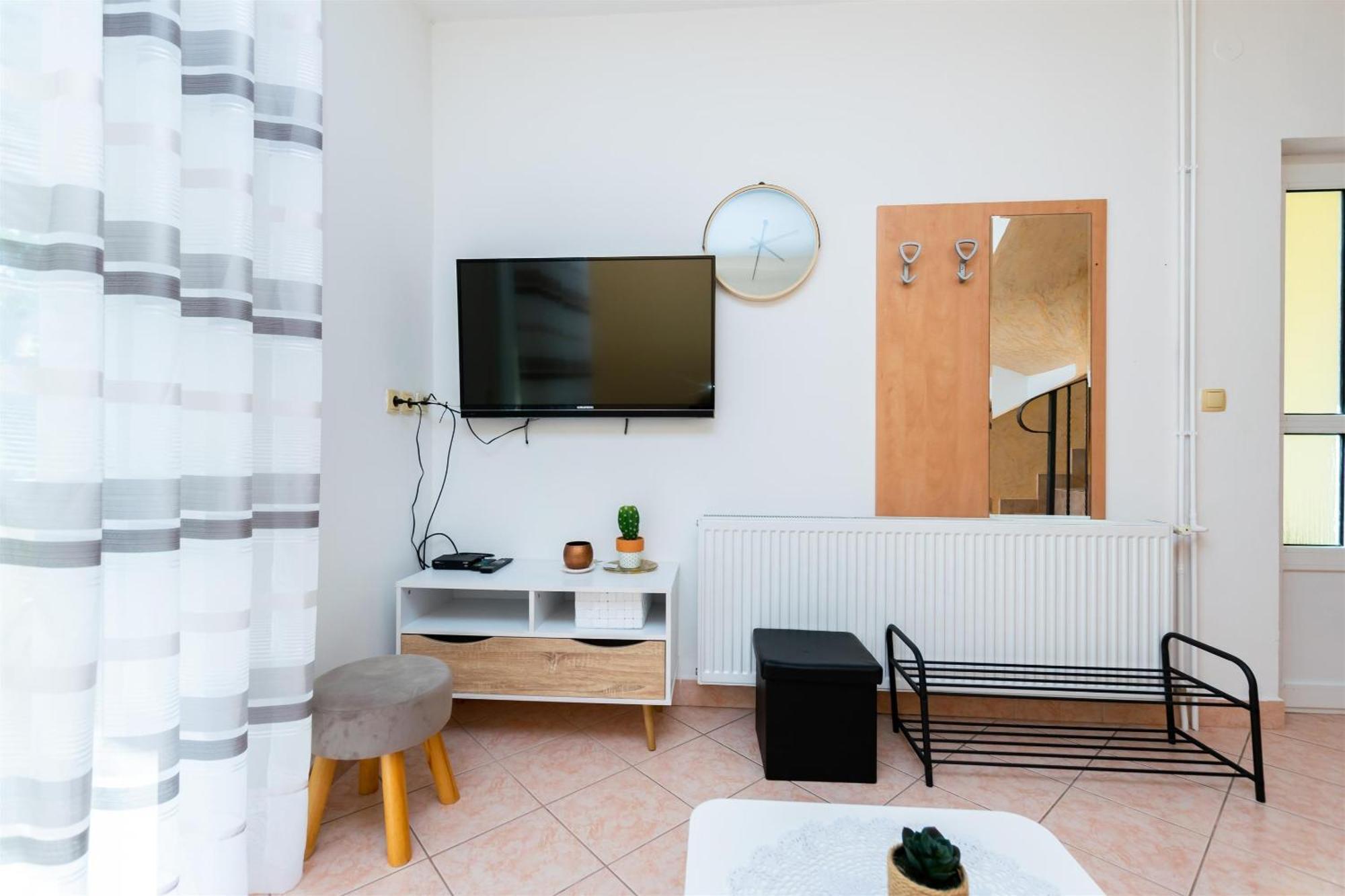 Apartments Miranda Лопар Экстерьер фото
